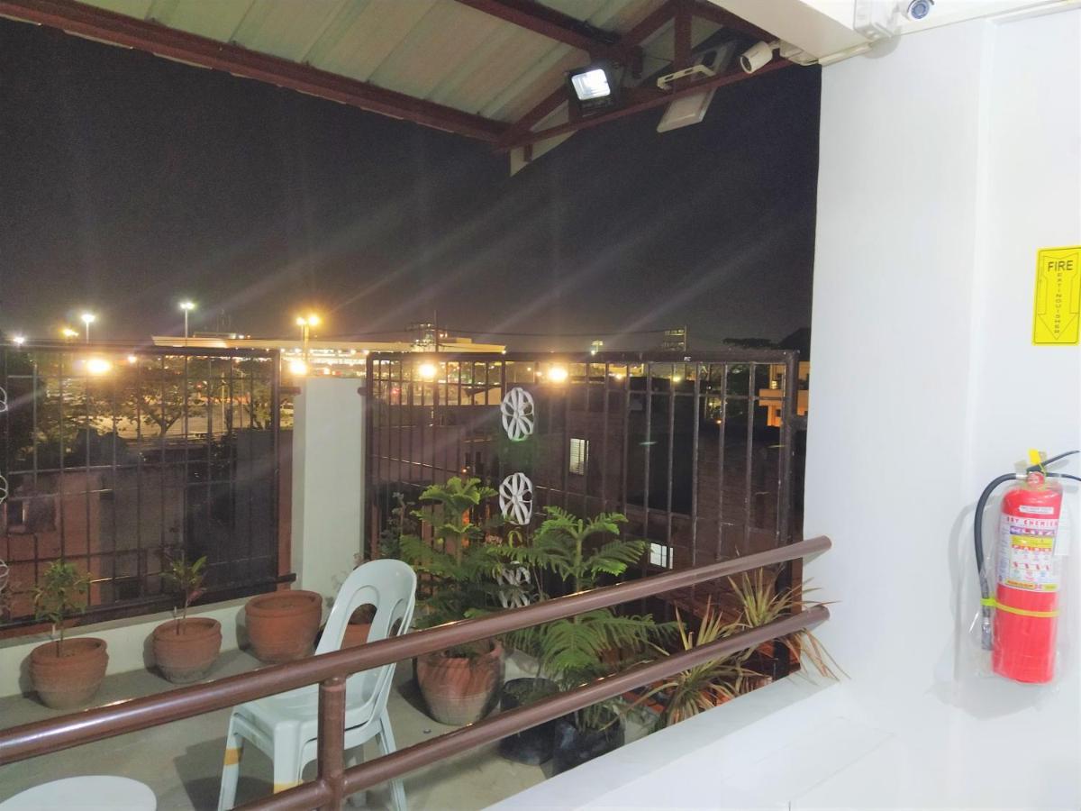 Jb Valdres Apartment มะนิลา ภายนอก รูปภาพ