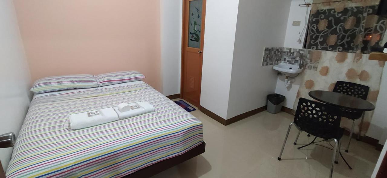 Jb Valdres Apartment มะนิลา ภายนอก รูปภาพ