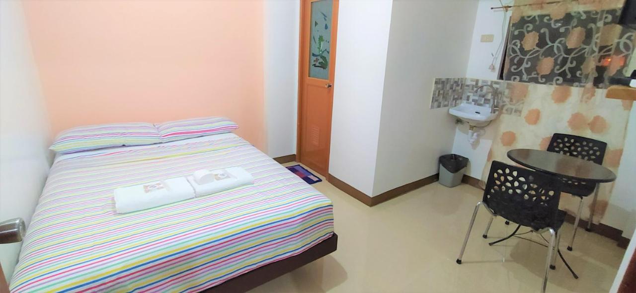 Jb Valdres Apartment มะนิลา ภายนอก รูปภาพ